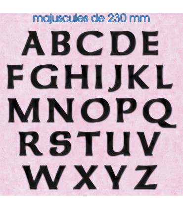 Toutes les lettres majuscules en police de caractères « Celtic » 230mm