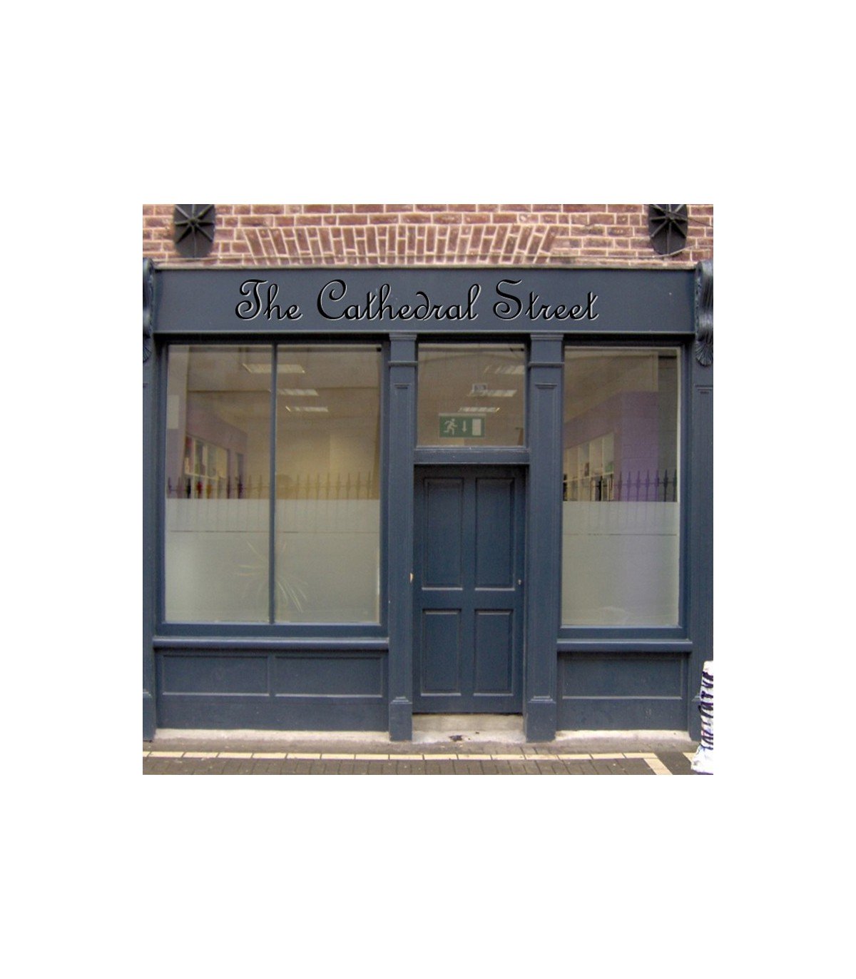 Nom d'enseigne • Fer forgé • 330 x 124mm • caractères en French Script